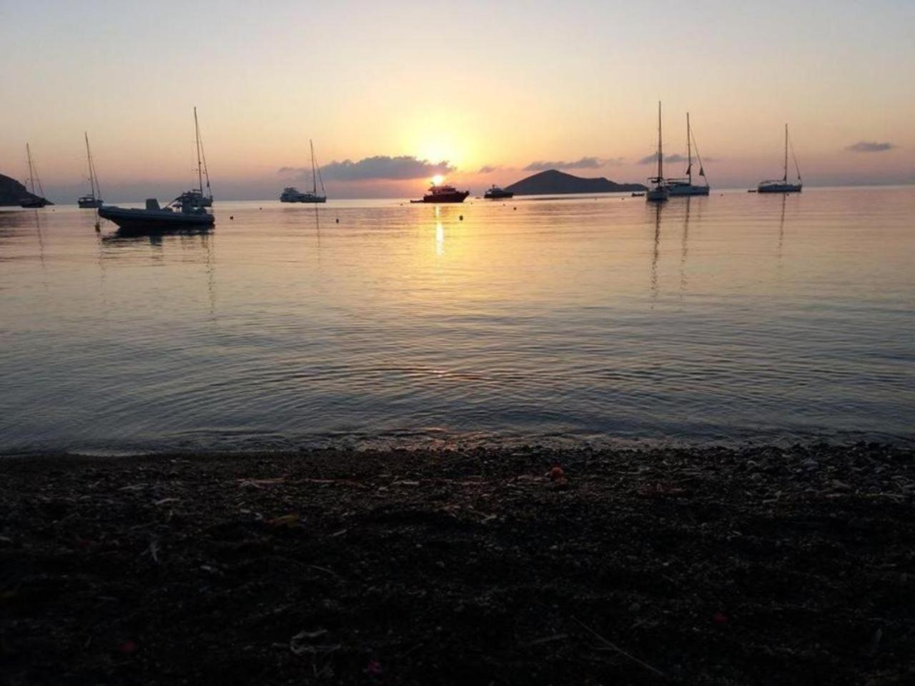 Anemi Leros Apartments Panteli Bagian luar foto